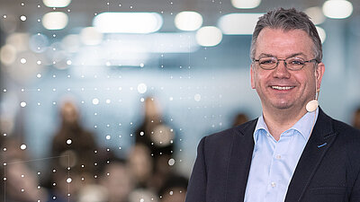 Portrait von Wolfram Ohn, R&S Networks and Cybersecurity  