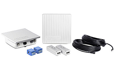 Produktcollage LANCOM OAP-821 Bridge-Kit