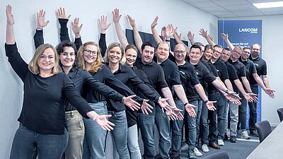 Group photo of the R&S®NC Academy team