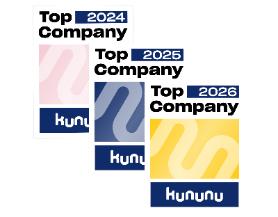 Die drei kununu Top Company Awards 2024, 2025 und 2026 stehen in chronologischer Reihenfolge hintereinander.