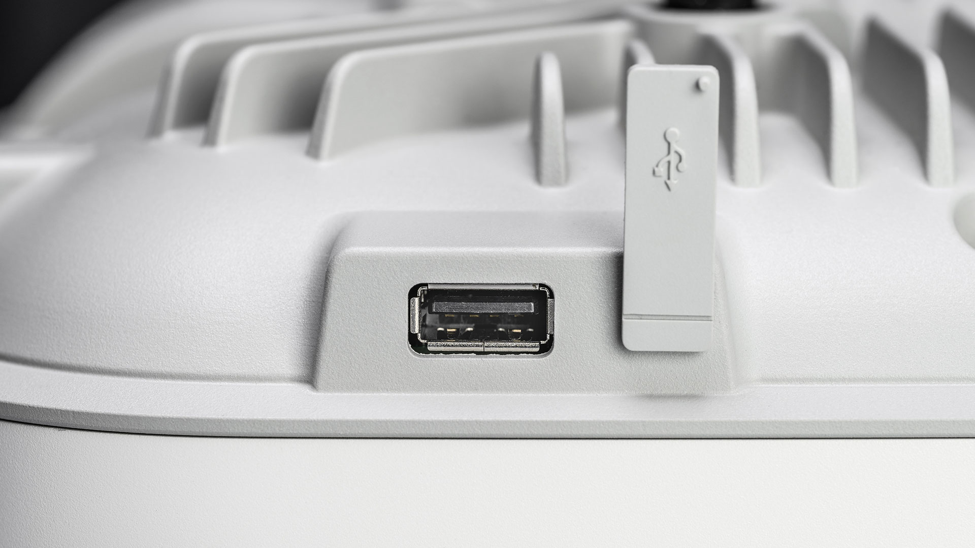 Product photo USB port R&S®LANCOM LX-7300